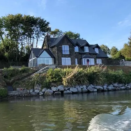 Winward,Kinsale,Exquisite Holiday Homes 펜션 *