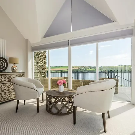 펜션 Winward,Kinsale,Exquisite Holiday Homes *