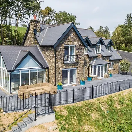 Winward,Kinsale,Exquisite Holiday Homes 펜션 *