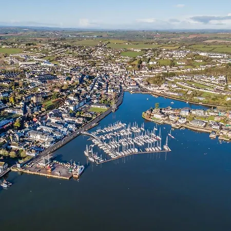 Winward,Kinsale,Exquisite Holiday Homes 펜션 Barrells Crossroads